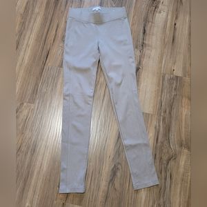 Women's XS RW & CO. Pull on pants
